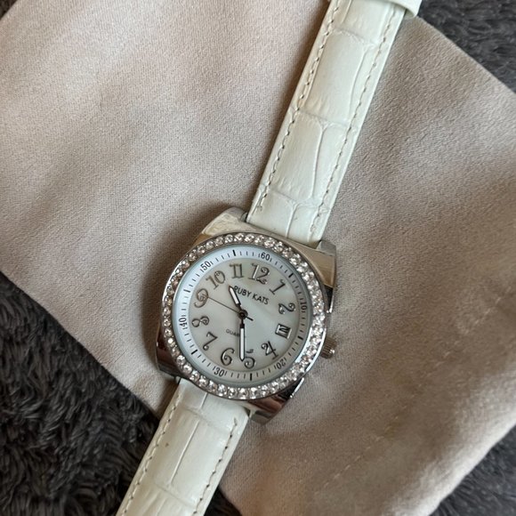 Ruby Kats Rhinestone Crystal Watch. Genuine White Leather Straps. - Picture 2 of 15